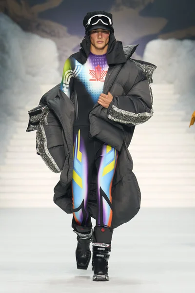 Look 36